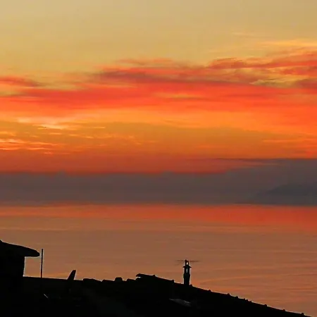 S.anna Giglio Castello