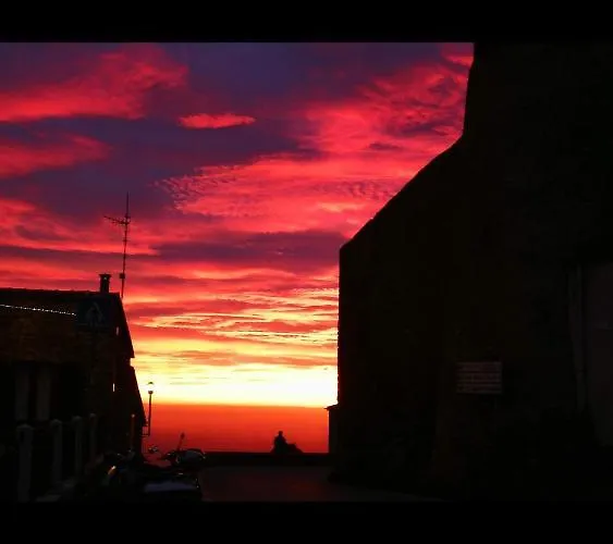 S.anna Giglio Castello