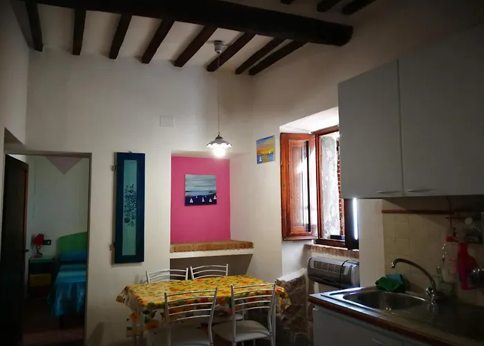 Lägenhet S.anna Giglio Castello