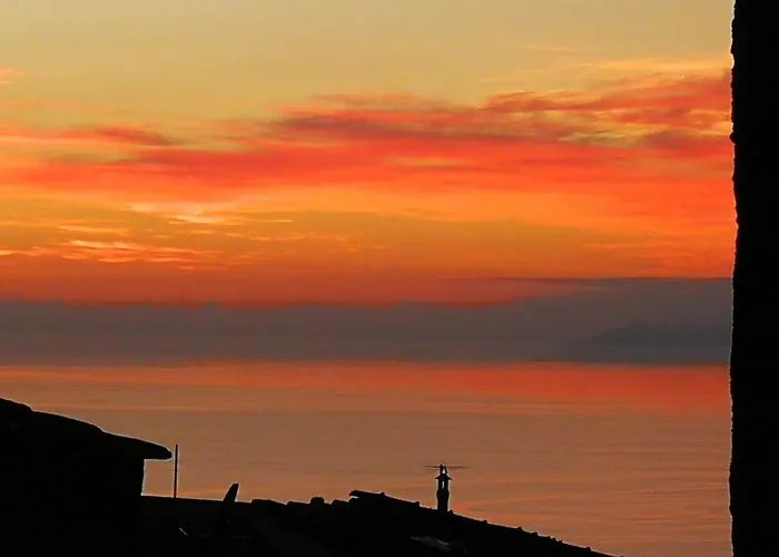 S.anna Giglio Castello